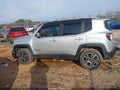Photo 14 of 16 — 2017 Jeep Renegade