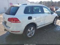 Photo 4 of 14 — 2011 Volkswagen Touareg