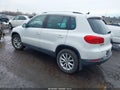 2017 Volkswagen Tiguan — photo 3 of 17 | VIN WVGSV7AX8HK027635