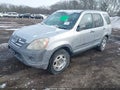 2005 Honda CR-V — photo 2 of 11 | VIN SHSRD78575U334032