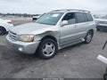 Photo 2 of 18 — 2004 Toyota Highlander