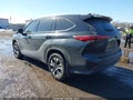 Photo 3 of 16 — 2020 Toyota Highlander