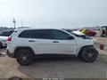 Photo 12 of 15 — 2015 Jeep Cherokee