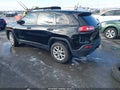 Photo 3 of 18 — 2017 Jeep Cherokee