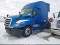 Photo 2 of 21 — 2019 Freightliner New Cascadia 126