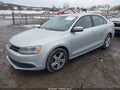 2011 Volkswagen Jetta — photo 2 of 16 | VIN 3VWDX7AJ4BM373522