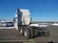 Photo 3 of 17 — 2019 Volvo VNL