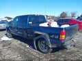Photo 3 of 16 — 2002 Chevrolet Silverado 2500