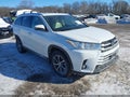 Photo 1 of 17 — 2019 Toyota Highlander