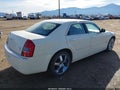 Photo 4 of 16 — 2005 Chrysler 300
