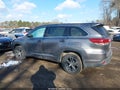 Photo 14 of 17 — 2018 Toyota Highlander