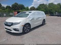 2018 Honda Odyssey — photo 2 of 16 | VIN 5FNRL6H95JB059519