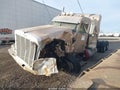 1998 Peterbilt 379 — photo 2 of 15 | VIN 1XP5DB9X2WD448102
