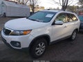 Photo 2 of 11 — 2012 Kia Sorento
