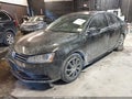 Photo 2 of 17 — 2017 Volkswagen Jetta