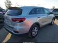 2019 Kia Sorento — photo 4 of 16 | VIN 5XYPG4A53KG559664