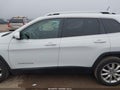 Photo 14 of 16 — 2016 Jeep Cherokee