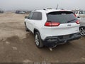 Photo 3 of 16 — 2016 Jeep Cherokee