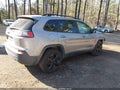 Photo 4 of 17 — 2019 Jeep Cherokee