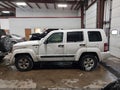 2010 Jeep Liberty — photo 14 of 16 | VIN 1J4PN2GK3AW160367