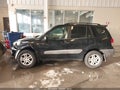 Photo 14 of 18 — 2001 Toyota RAV4
