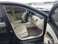 2018 Acura RLX — photo 5 of 16 | VIN JH4KC1F52JC000587