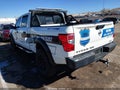 Photo 2 of 16 — 2017 Nissan Titan