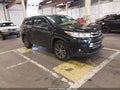 Photo 1 of 16 — 2018 Toyota Highlander