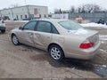 Photo 3 of 10 — 2004 Toyota Avalon