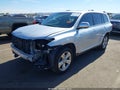Photo 2 of 17 — 2013 Toyota Highlander