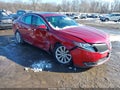 2013 Lincoln MKS — photo 1 of 15 | VIN 1LNHL9DK8DG618394