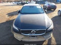 Photo 12 of 17 — 2022 Volvo V60 Cross Country
