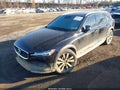 Photo 2 of 17 — 2022 Volvo V60 Cross Country