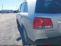 2013 Kia Sorento — photo 3 of 11 | VIN 5XYKTDA22DG348406