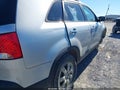 2013 Kia Sorento — photo 4 of 11 | VIN 5XYKTDA22DG348406