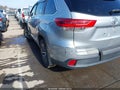 Photo 18 of 18 — 2017 Toyota Highlander