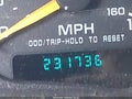2000 GMC Jimmy — photo 15 of 16 | VIN 1GKDT13WXY2234889