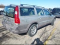 Photo 4 of 11 — 2002 Volvo V70