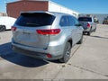Photo 4 of 18 — 2019 Toyota Highlander
