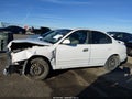 Photo 14 of 16 — 2002 Hyundai Elantra