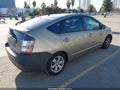 Photo 4 of 16 — 2004 Toyota Prius