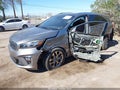 2019 Kia Sorento — photo 2 of 16 | VIN 5XYPK4A52KG493509