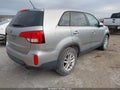 Photo 4 of 11 — 2015 Kia Sorento