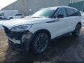 Photo 2 of 16 — 2020 Lincoln Aviator