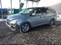 2005 Honda Odyssey — photo 2 of 17 | VIN 5FNRL38845B033442
