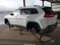 2017 Jeep Cherokee — photo 3 of 21 | VIN 1C4PJLCB9HW558626