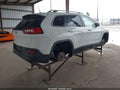 2017 Jeep Cherokee — photo 4 of 21 | VIN 1C4PJLCB9HW558626