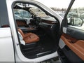 Photo 5 of 16 — 2018 Lincoln Navigator