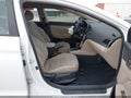 2017 Hyundai Elantra — photo 5 of 18 | VIN 5NPD84LF5HH042423