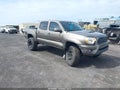 Photo 1 of 16 — 2015 Toyota Tacoma
